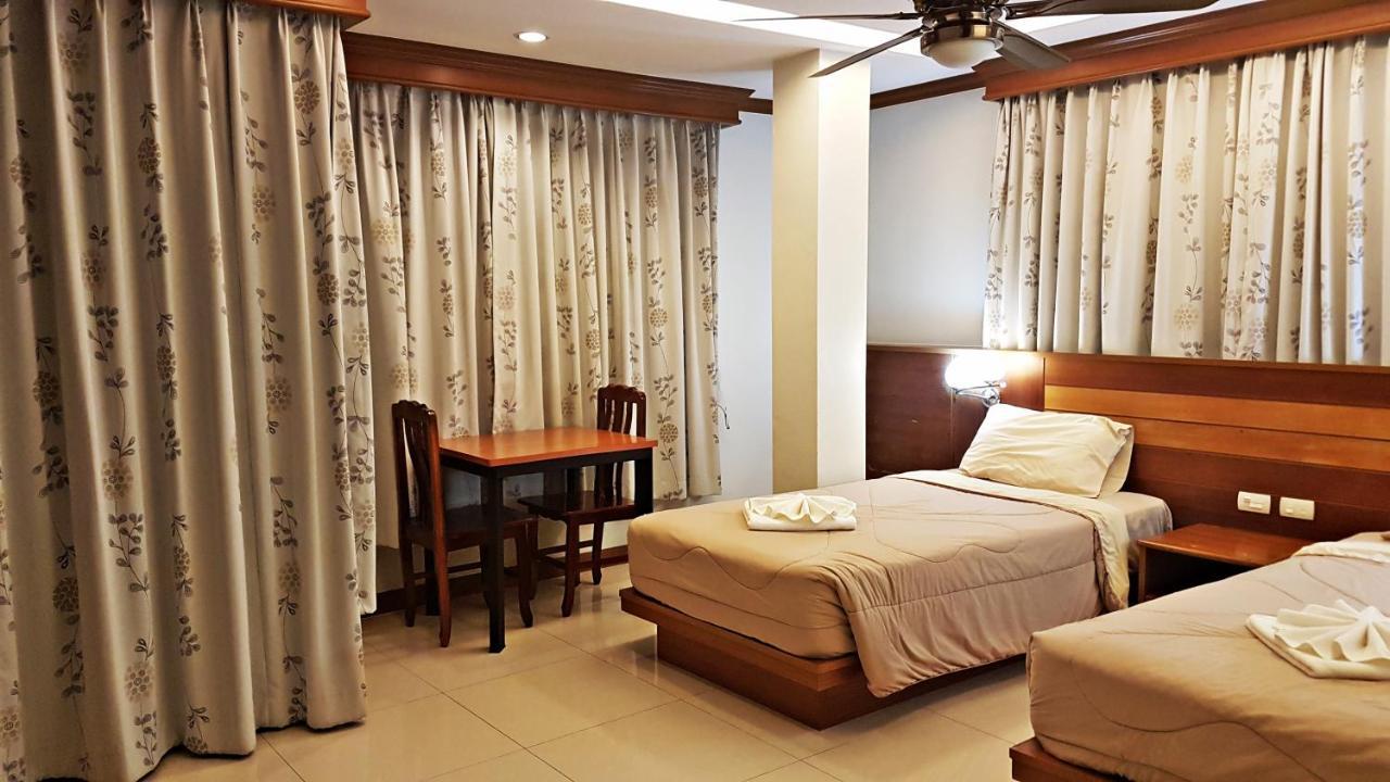 Green Harbor Hotel & Service Apartment Patong Exterior foto