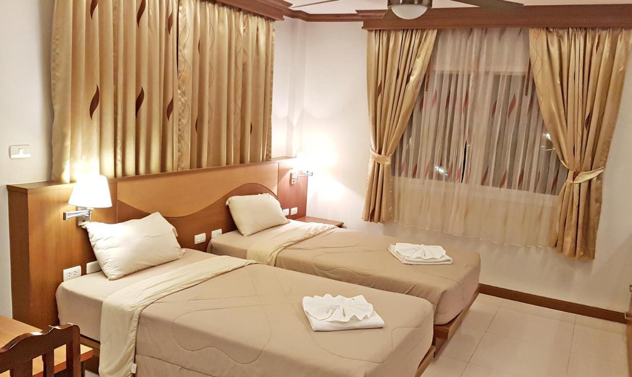Green Harbor Hotel & Service Apartment Patong Exterior foto