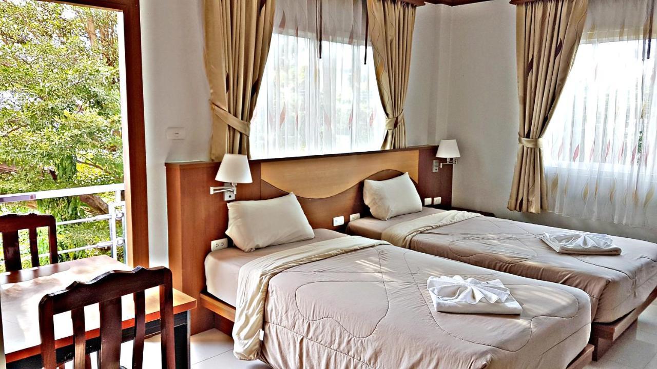 Green Harbor Hotel & Service Apartment Patong Exterior foto
